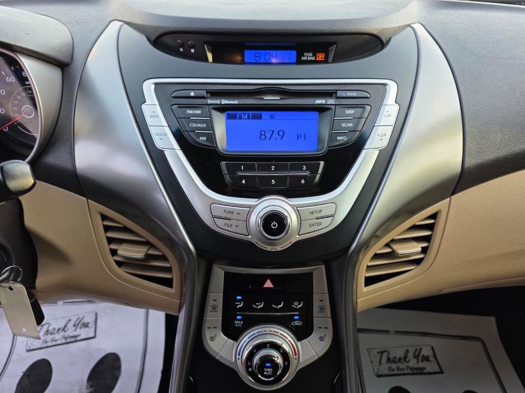 Used 2011 Hyundai Elantra Limited image 30
