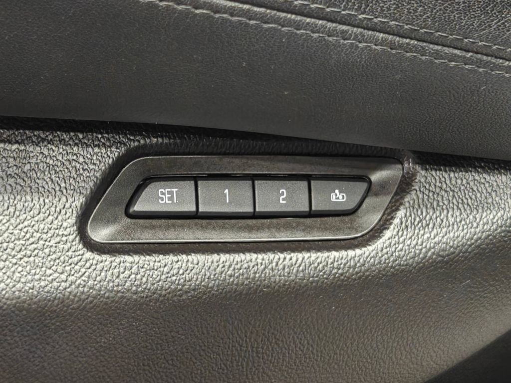 Used 2016 Cadillac Escalade ESV Luxury image 57