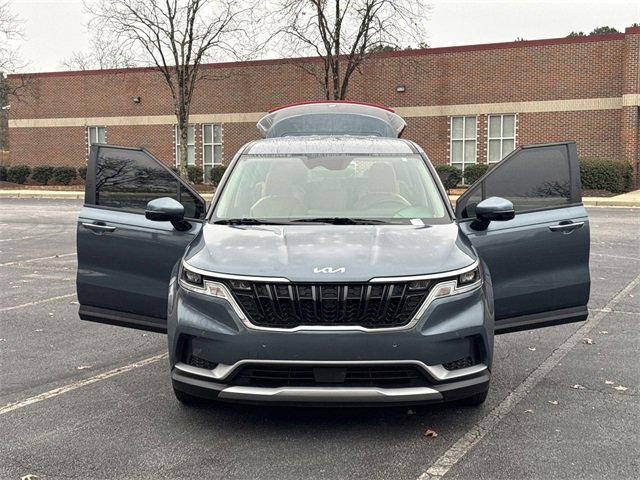 Certified 2024 Kia Carnival EX image 9