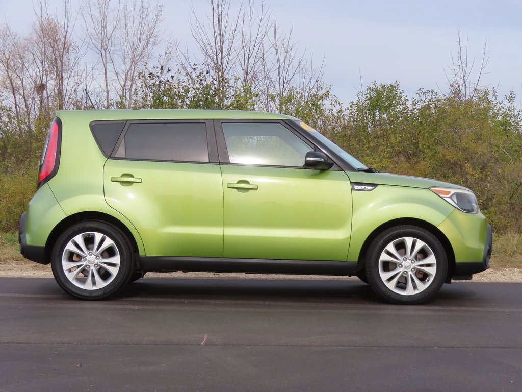 Used 2014 Kia Soul + image 2
