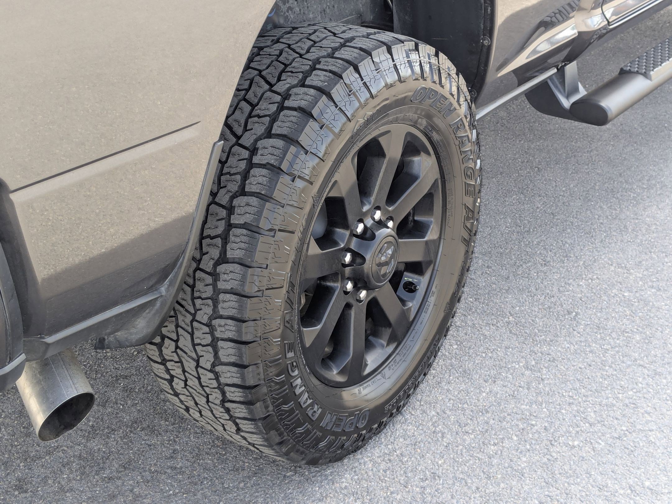 Used 2025 RAM 2500 Laramie w/ Night Edition image 13