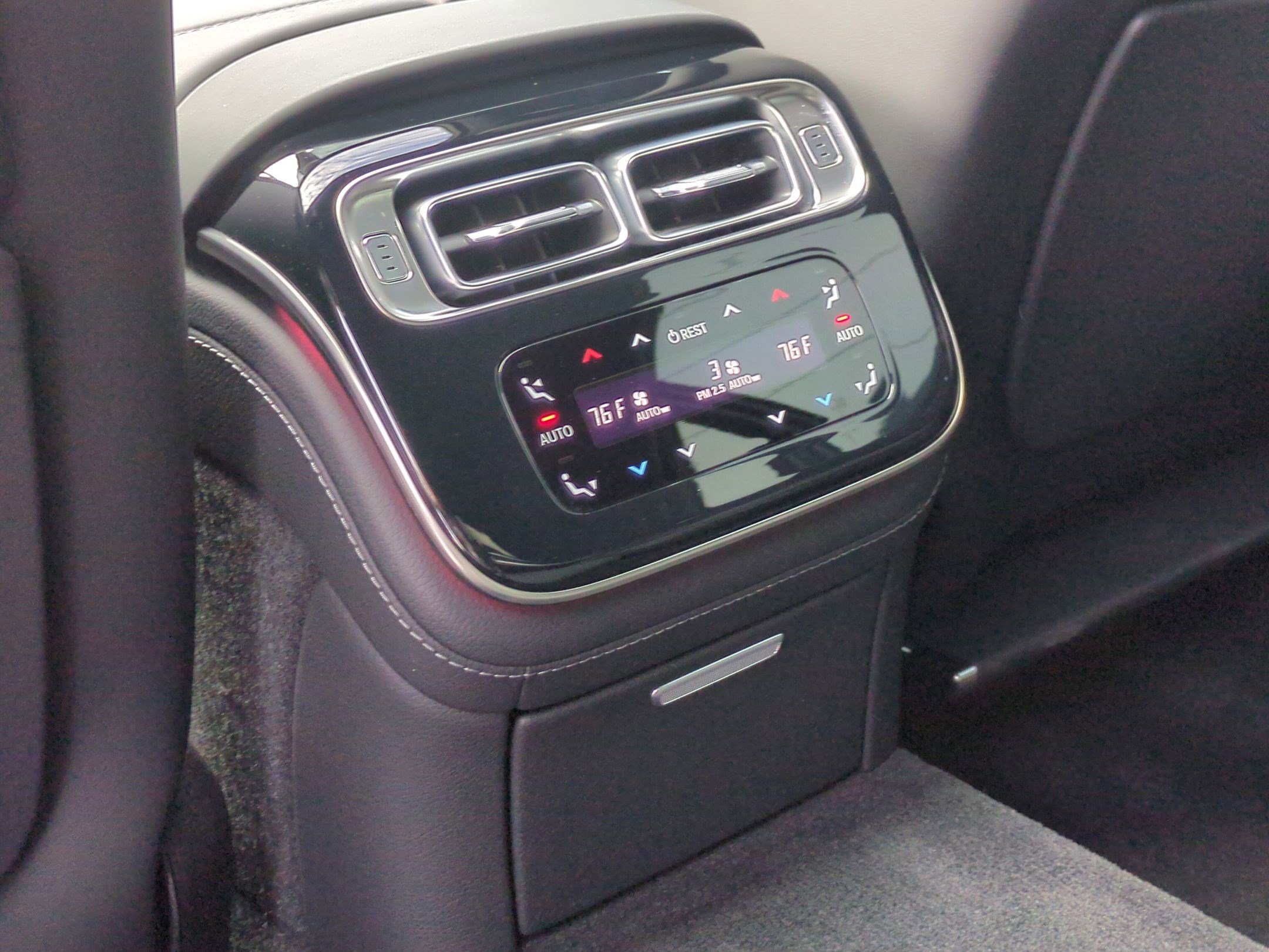 Used 2025 Mercedes-Benz S 63 AMG S image 26