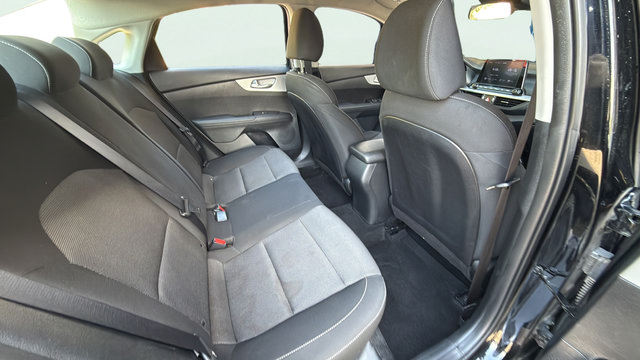 Used 2024 Kia Forte LXS FWD image 27