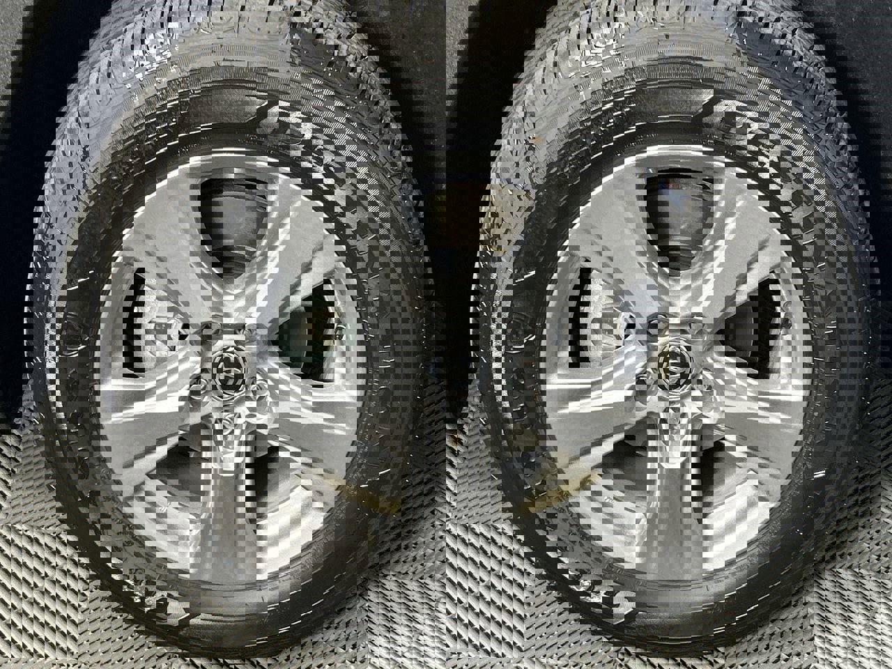 Used 2025 Toyota RAV4 LE image 9