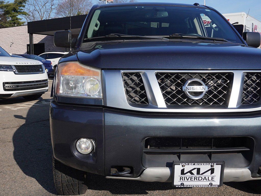 Used 2014 Nissan Titan PRO-4X w/ Pro-4x Luxury Package AWD/4WD image 11
