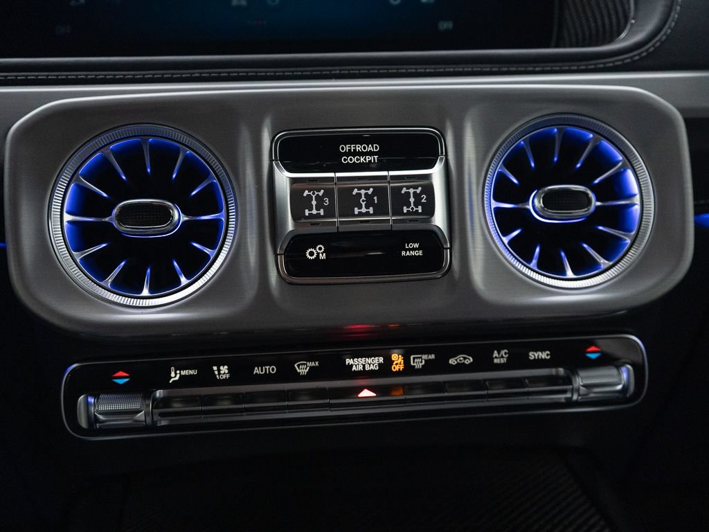 Used 2025 Mercedes-Benz G 63 AMG 4MATIC image 36