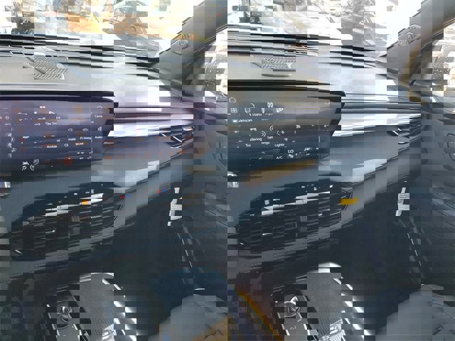 New 2026 Buick Enclave Preferred w/ Power Package image 27