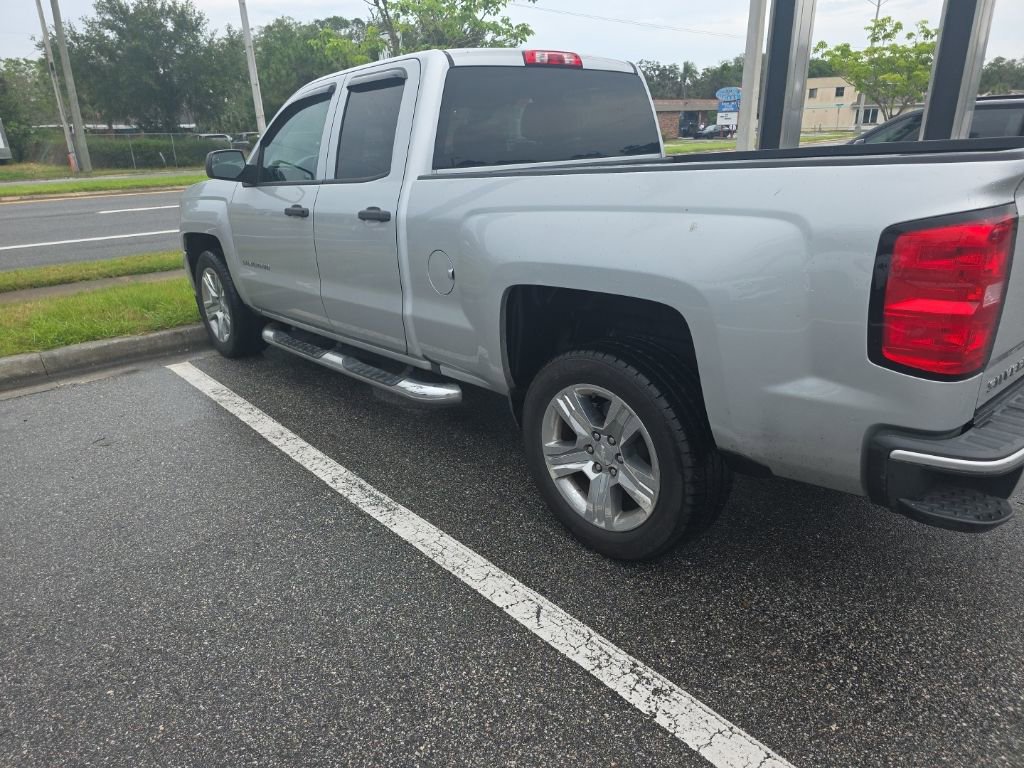 Used 2018 Chevrolet Silverado 1500 Custom w/ Custom Value Package RWD image 2