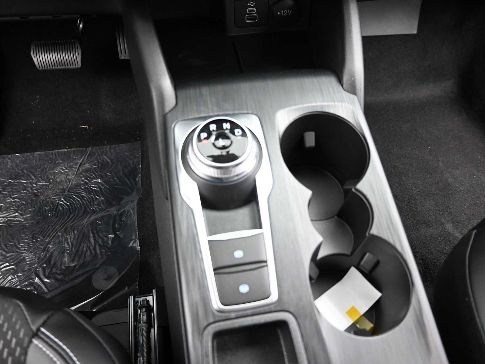 New 2025 Ford Escape SE FWD image 18