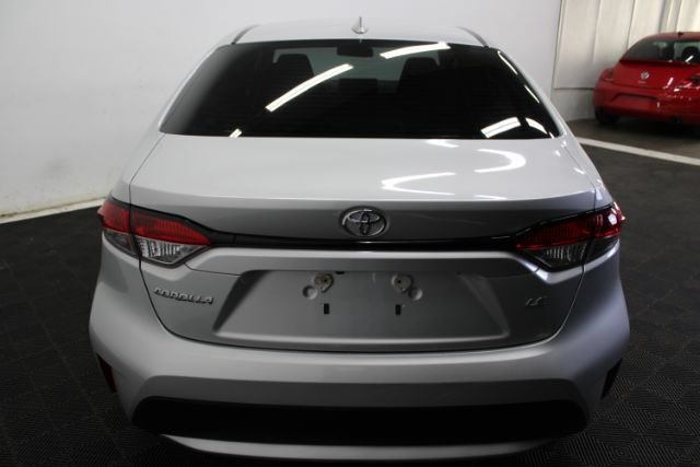 Used 2020 Toyota Corolla LE FWD image 6