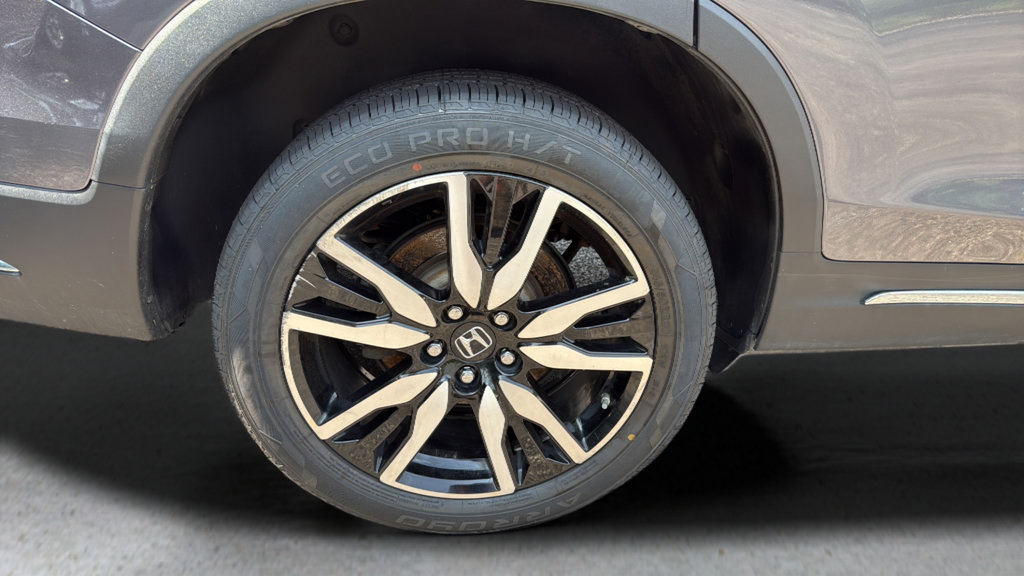 Used 2022 Honda Pilot Touring image 14