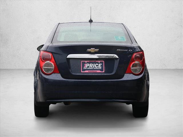 Used 2015 Chevrolet Sonic LT FWD image 6
