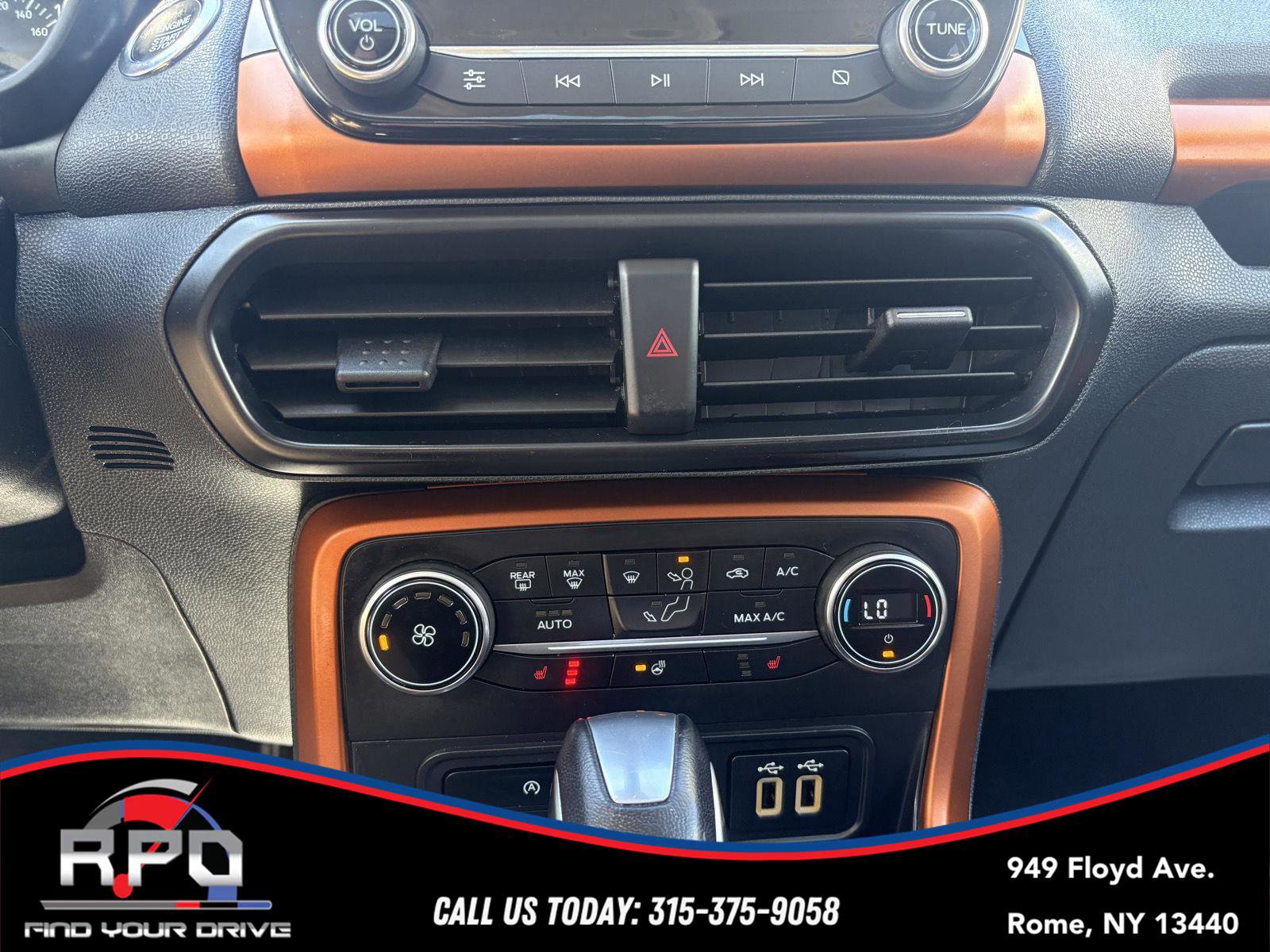 Used 2018 Ford EcoSport SES w/ SES Cold Weather Package AWD/4WD image 17