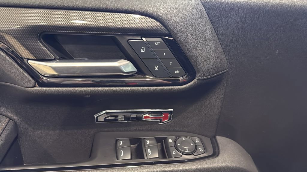 Used 2025 GMC Sierra 1500 AT4 w/ AT4 Premium Package image 23