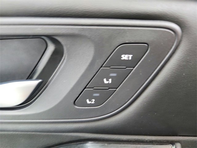 Used 2023 Nissan Rogue SL w/ SL Premium Package image 21