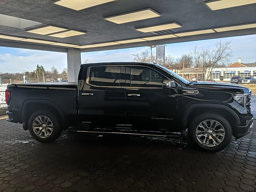 Used 2022 GMC Sierra 1500 Denali image 4