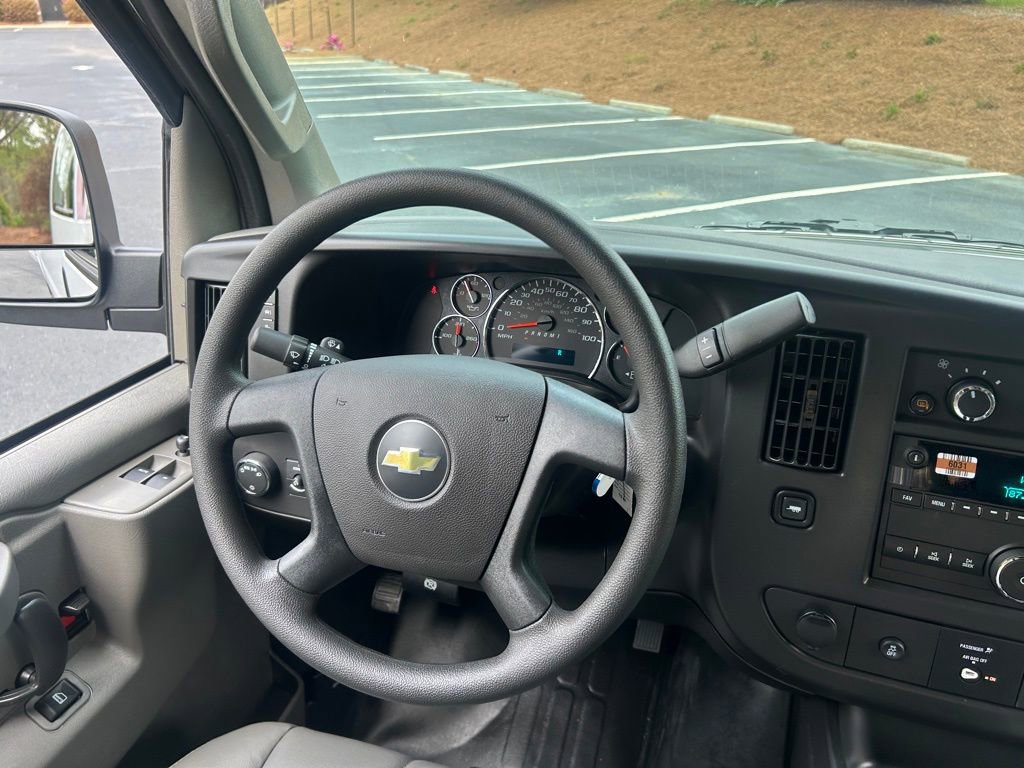 New 2026 Chevrolet Express 2500 Extended image 16