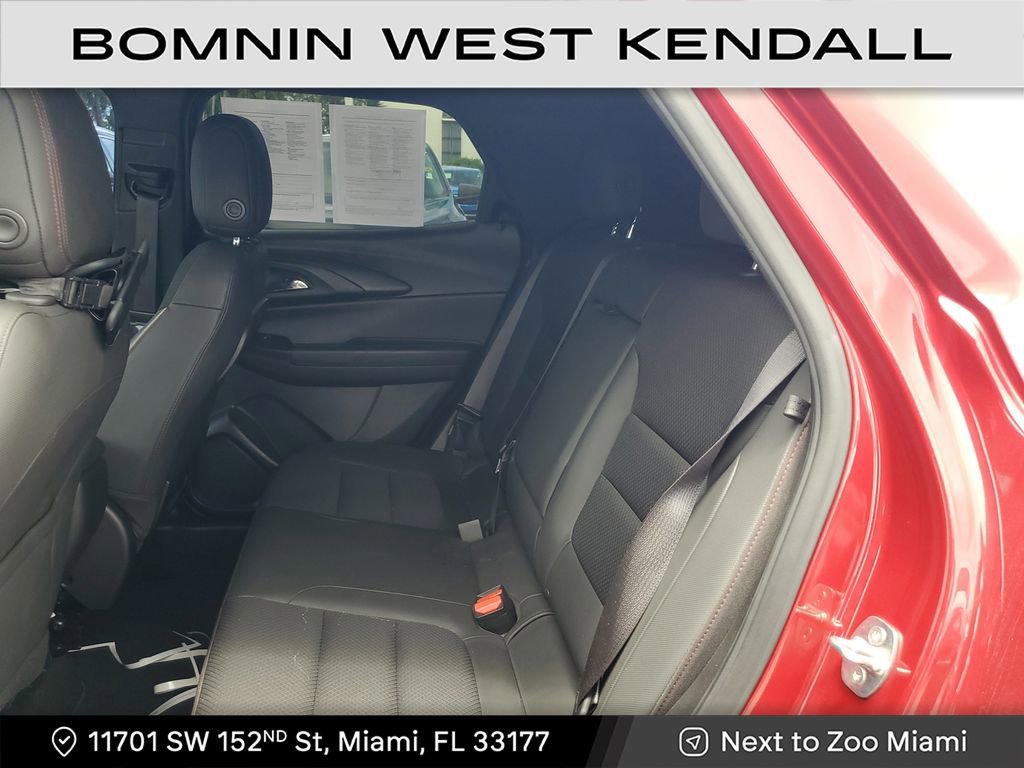 Used 2021 Chevrolet TrailBlazer RS w/ Sun and Liftgate Package image 19
