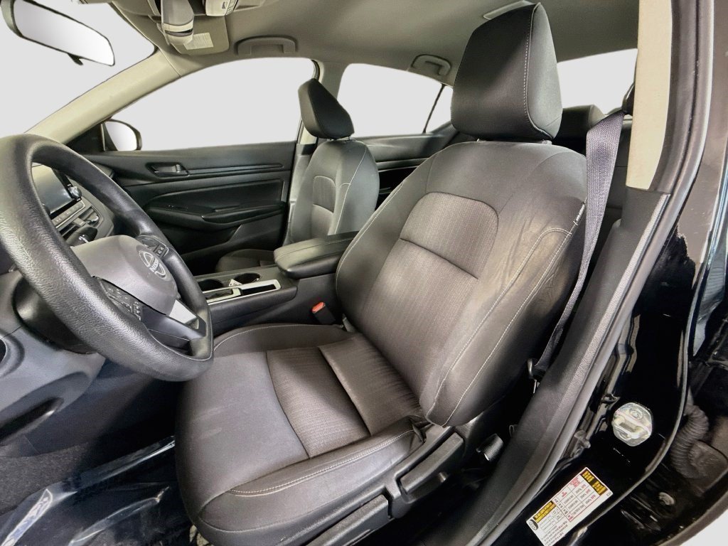 Used 2023 Nissan Altima 2.5 S FWD image 21