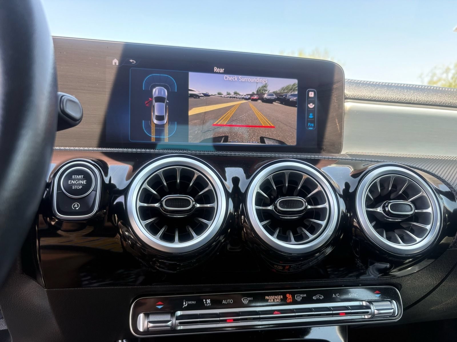 Used 2025 Mercedes-Benz CLA 250 4MATIC image 24