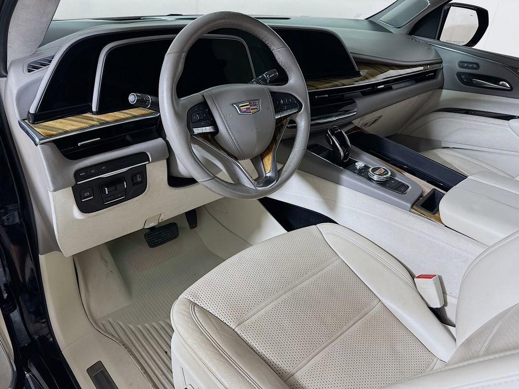 Used 2021 Cadillac Escalade Sport Platinum RWD image 7