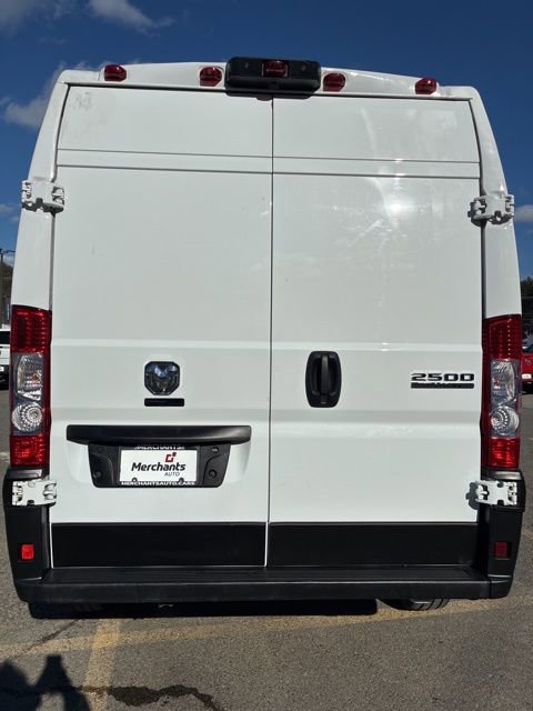 Used 2023 RAM ProMaster 2500 image 6