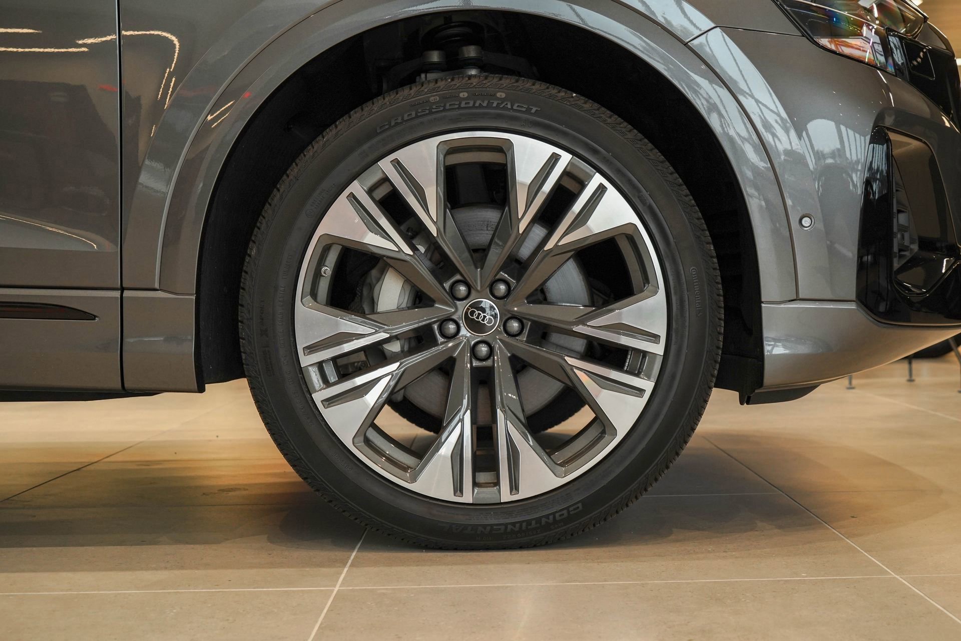 New 2025 Audi Q8 Premium Plus image 12