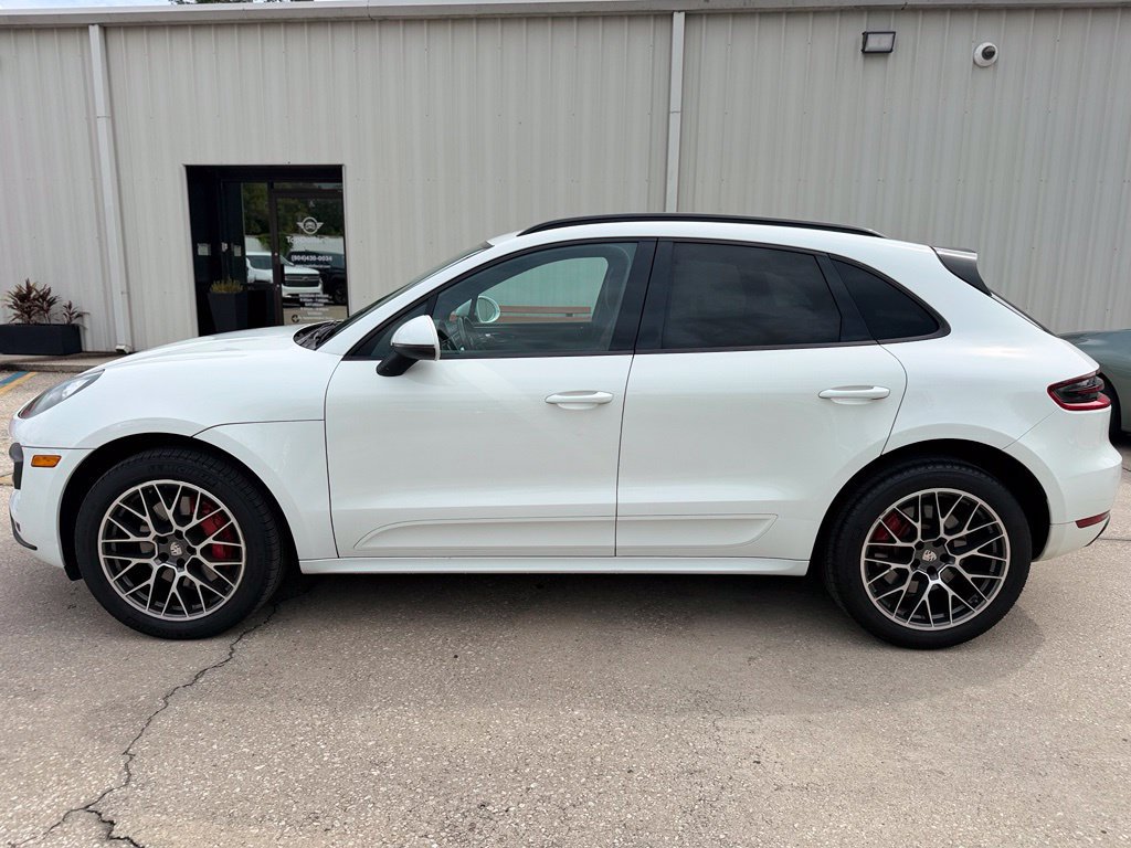 Used 2015 Porsche Macan Turbo AWD/4WD image 2