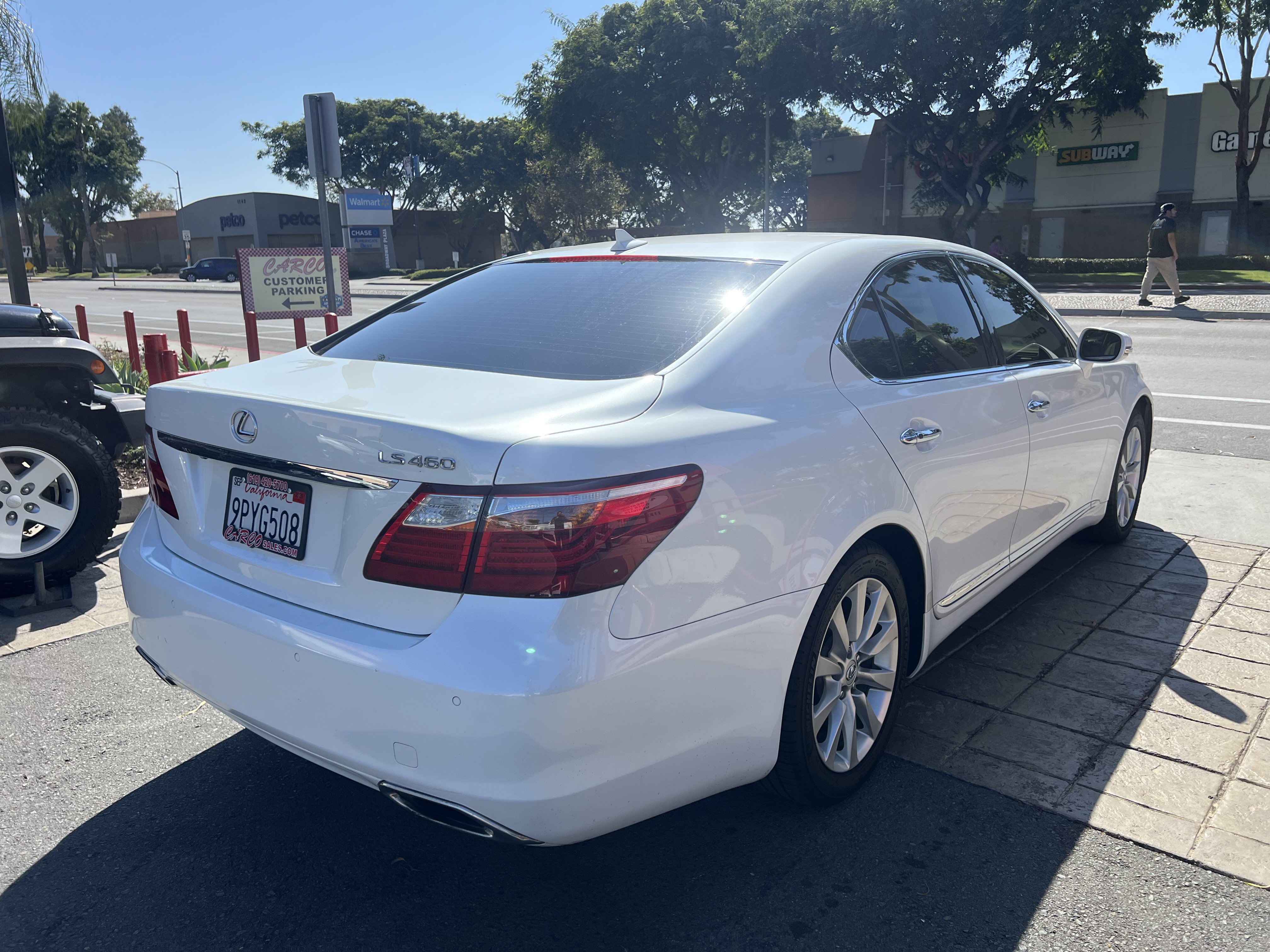 Used 2012 Lexus LS 460 w/ Luxury Value Edition RWD image 8