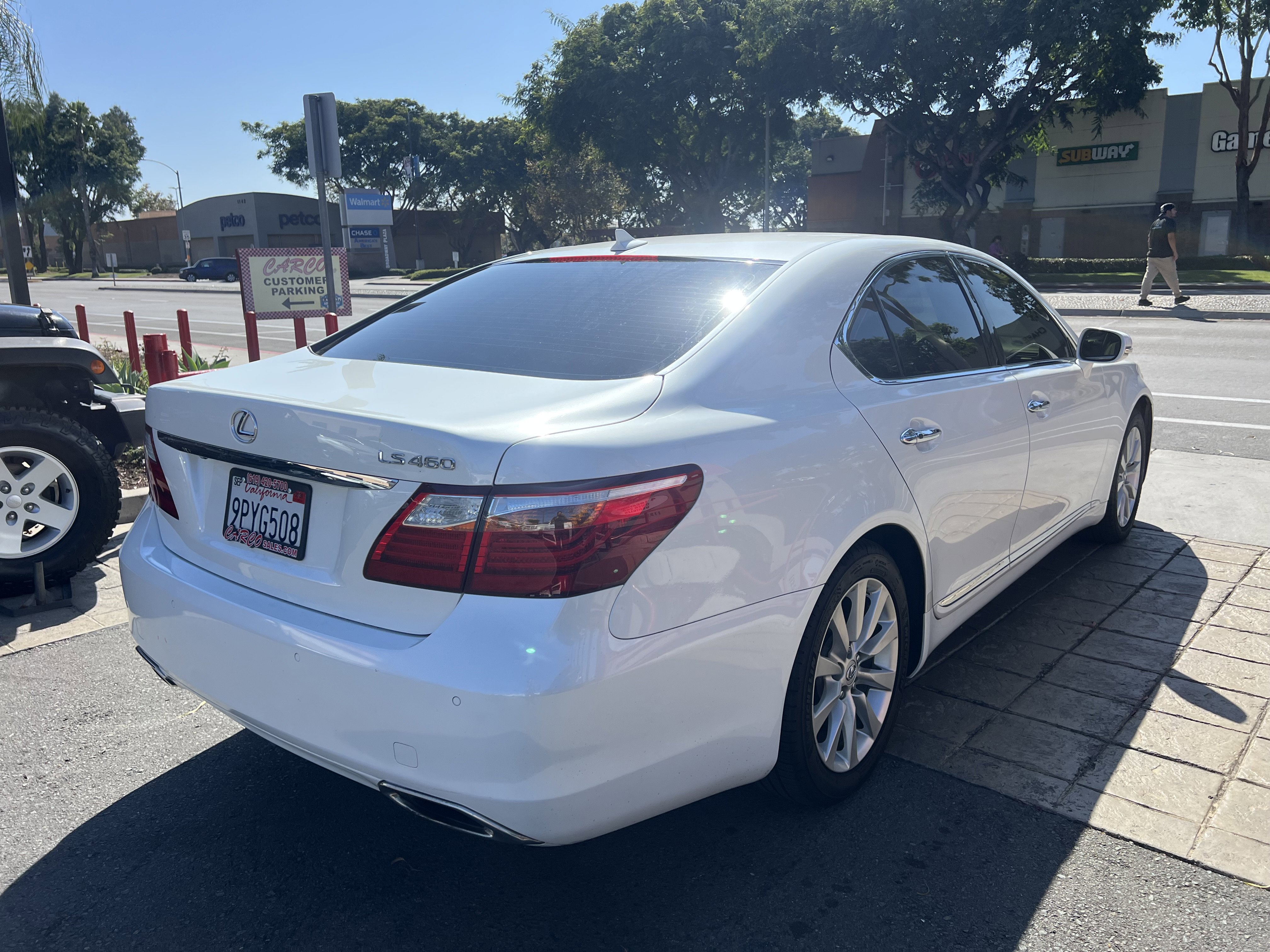 Used 2012 Lexus LS 460 w/ Luxury Value Edition image 8