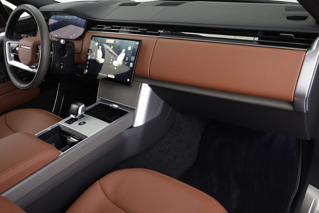 New 2026 Land Rover Range Rover SV AWD/4WD image 26