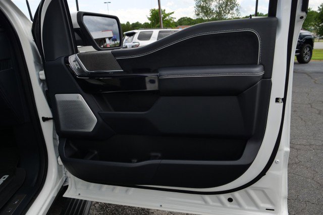 Used 2024 Ford F150 Lightning Platinum AWD/4WD image 47