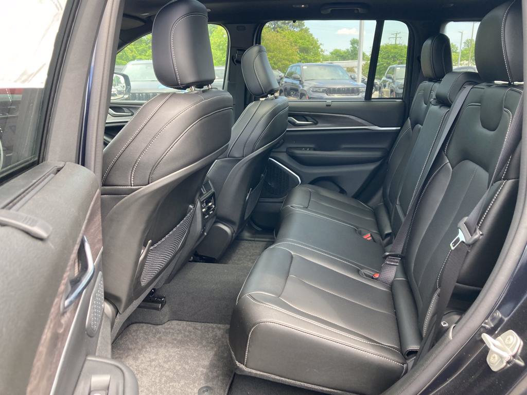 New 2024 Jeep Grand Cherokee Limited 4xe w/ Luxury Tech Group II AWD/4WD image 21