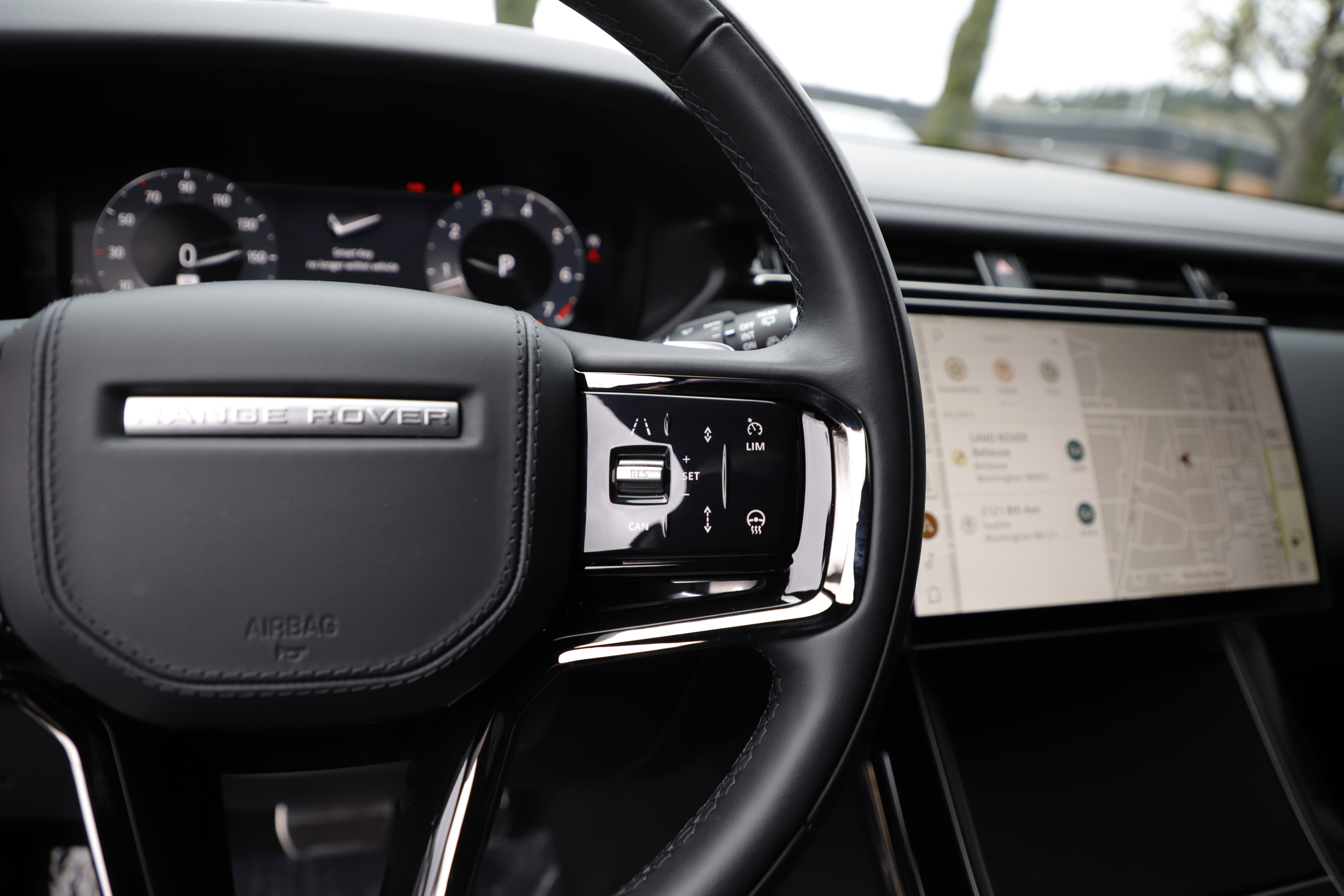 Certified 2026 Land Rover Range Rover Velar Dynamic SE image 24