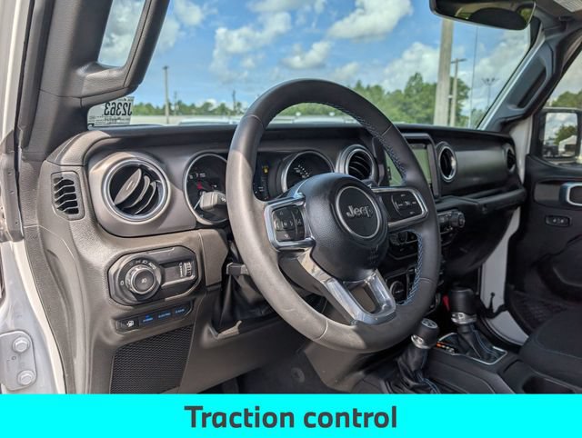 Used 2023 Jeep Wrangler Unlimited Rubicon 4xe AWD/4WD image 32