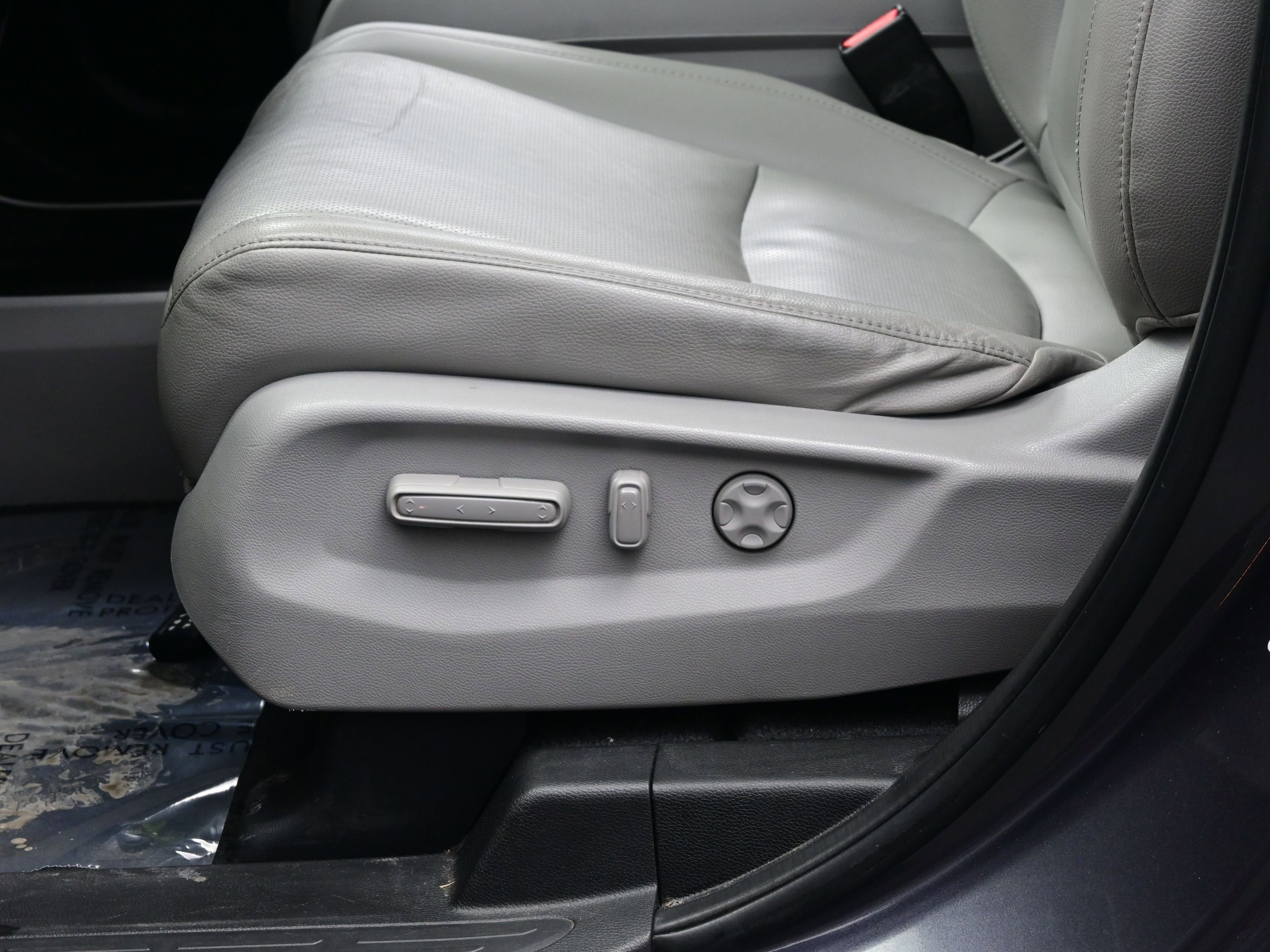 Used 2019 Honda Odyssey Elite image 12