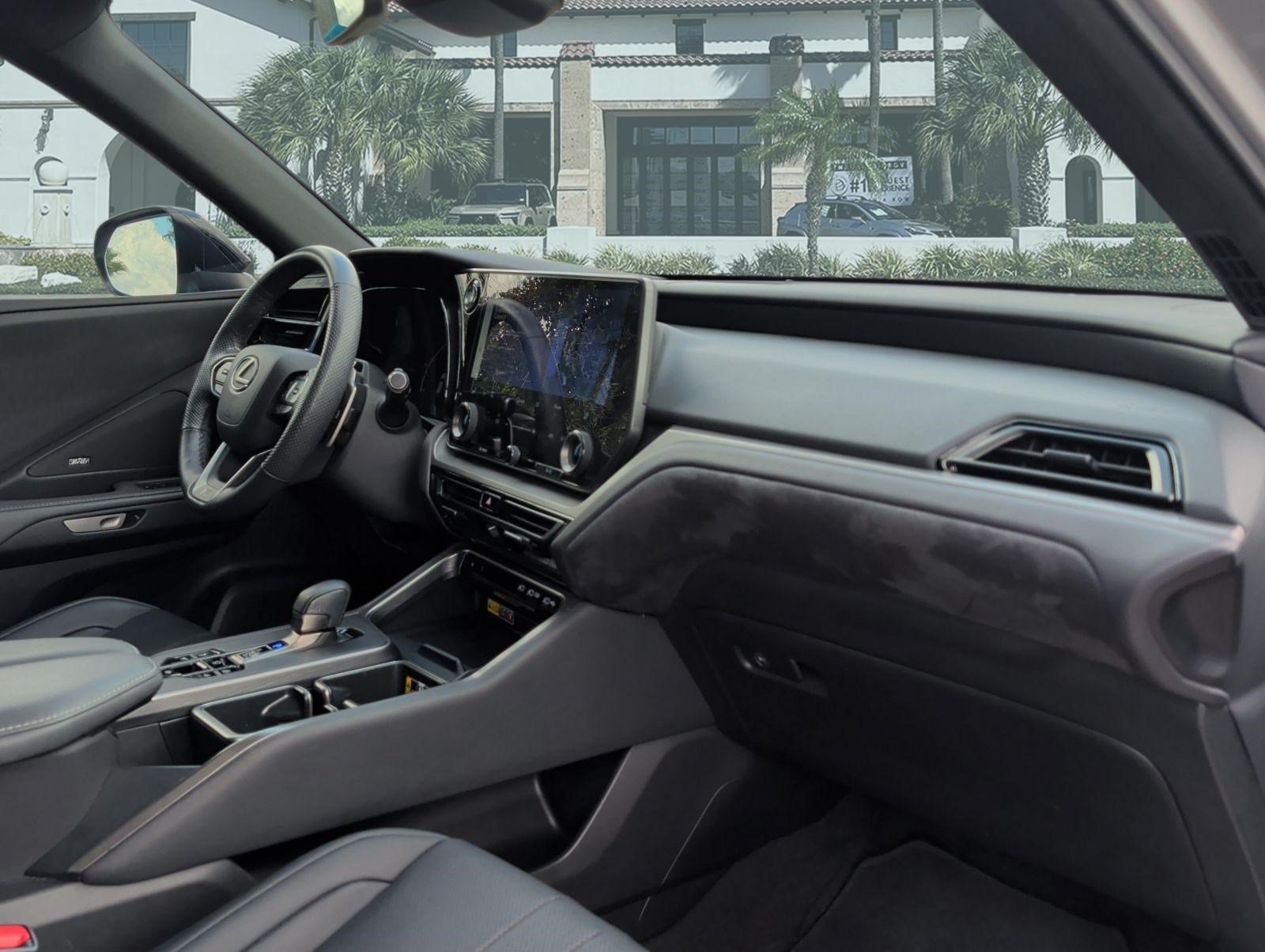 Certified 2025 Lexus TX 350 AWD w/ Technology Package image 29