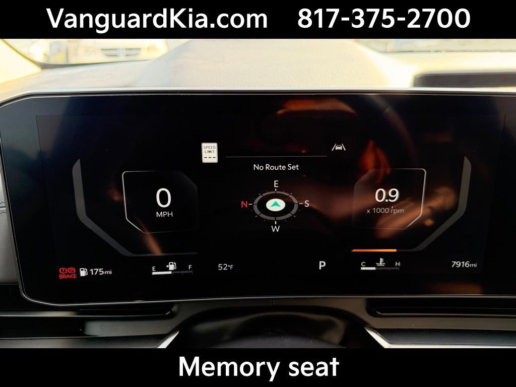 Certified 2025 Kia Carnival SX Prestige image 17