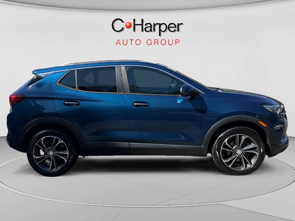 Used 2020 Buick Encore GX Select AWD/4WD image 2