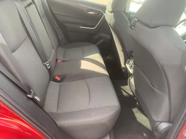 Used 2023 Toyota RAV4 XLE image 28