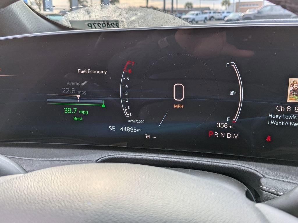 Used 2024 Cadillac XT4 Premium Luxury image 21