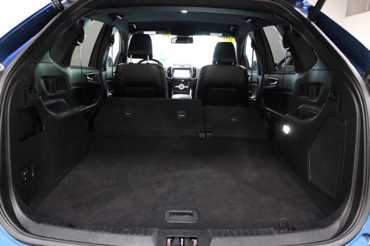 Used 2020 Ford Edge ST w/ Cold Weather Package image 40