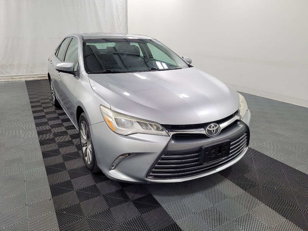 Used 2015 Toyota Camry XLE image 14