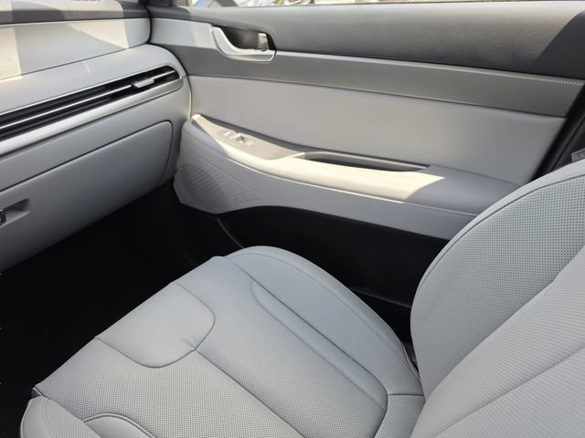 Used 2025 Hyundai Palisade SEL FWD image 19