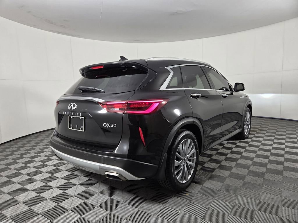 Used 2023 INFINITI QX50 Luxe image 5