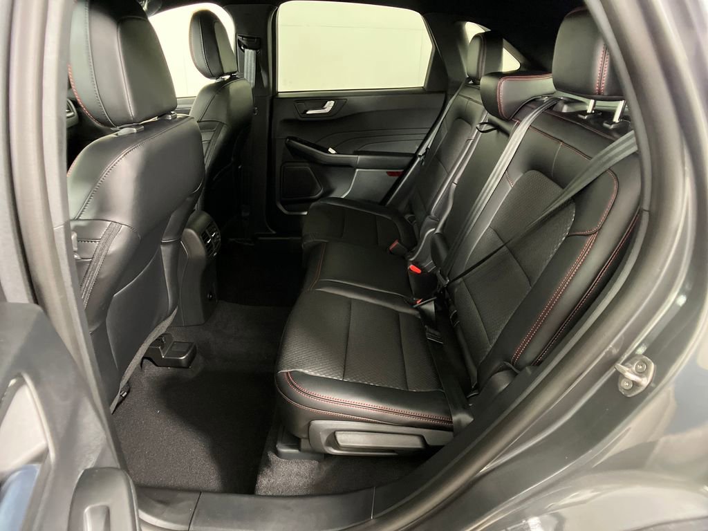 New 2026 Ford Escape ST-Line w/ Tech Pack #1 image 29