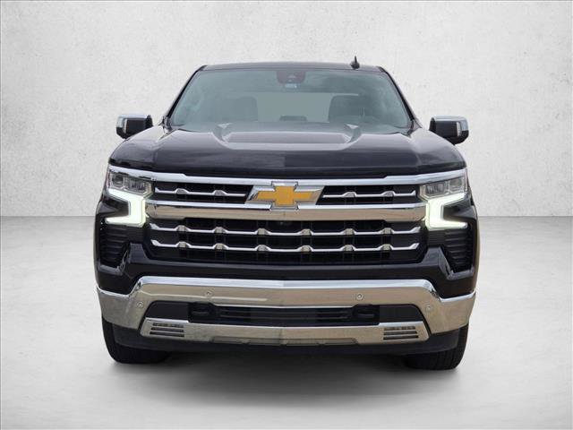 Used 2023 Chevrolet Silverado 1500 LTZ RWD image 2