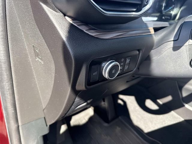 Used 2022 Ford Explorer Limited w/ Limited Technology Package AWD/4WD image 30