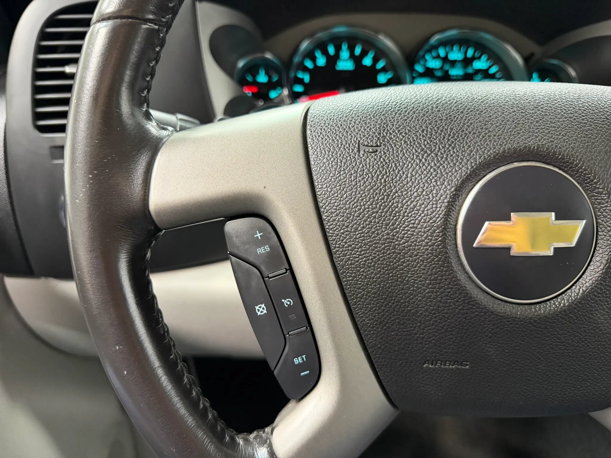 Used 2008 Chevrolet Silverado 1500 LT w/ Power Pack Plus AWD/4WD image 28