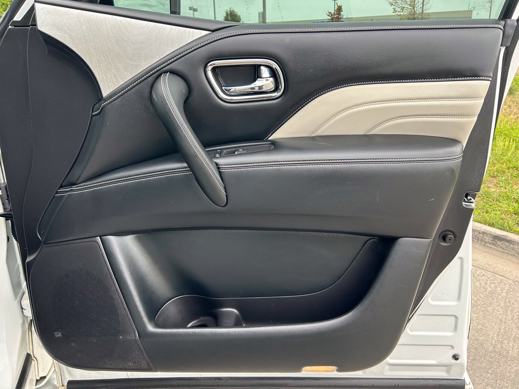 Used 2019 INFINITI QX80 Limited w/ All-Season Package AWD/4WD image 30